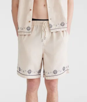 Aeropostale Jogging-Shorts mit Blumenrand, 7