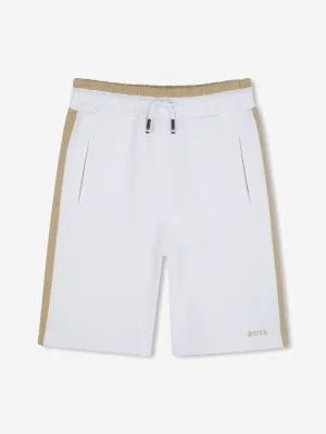 BOSS Boys Logo Bermuda Shorts in Weiß