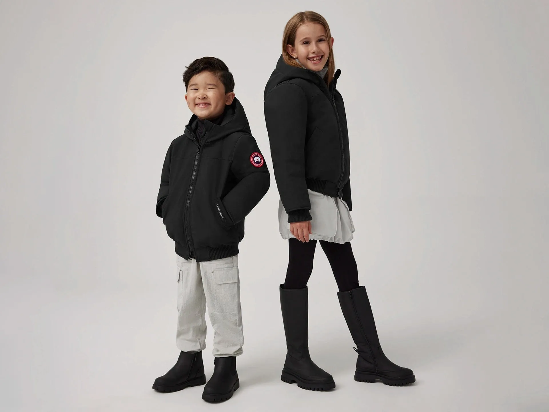 Canada Goose Kids Grizzly Bomber in Schwarz