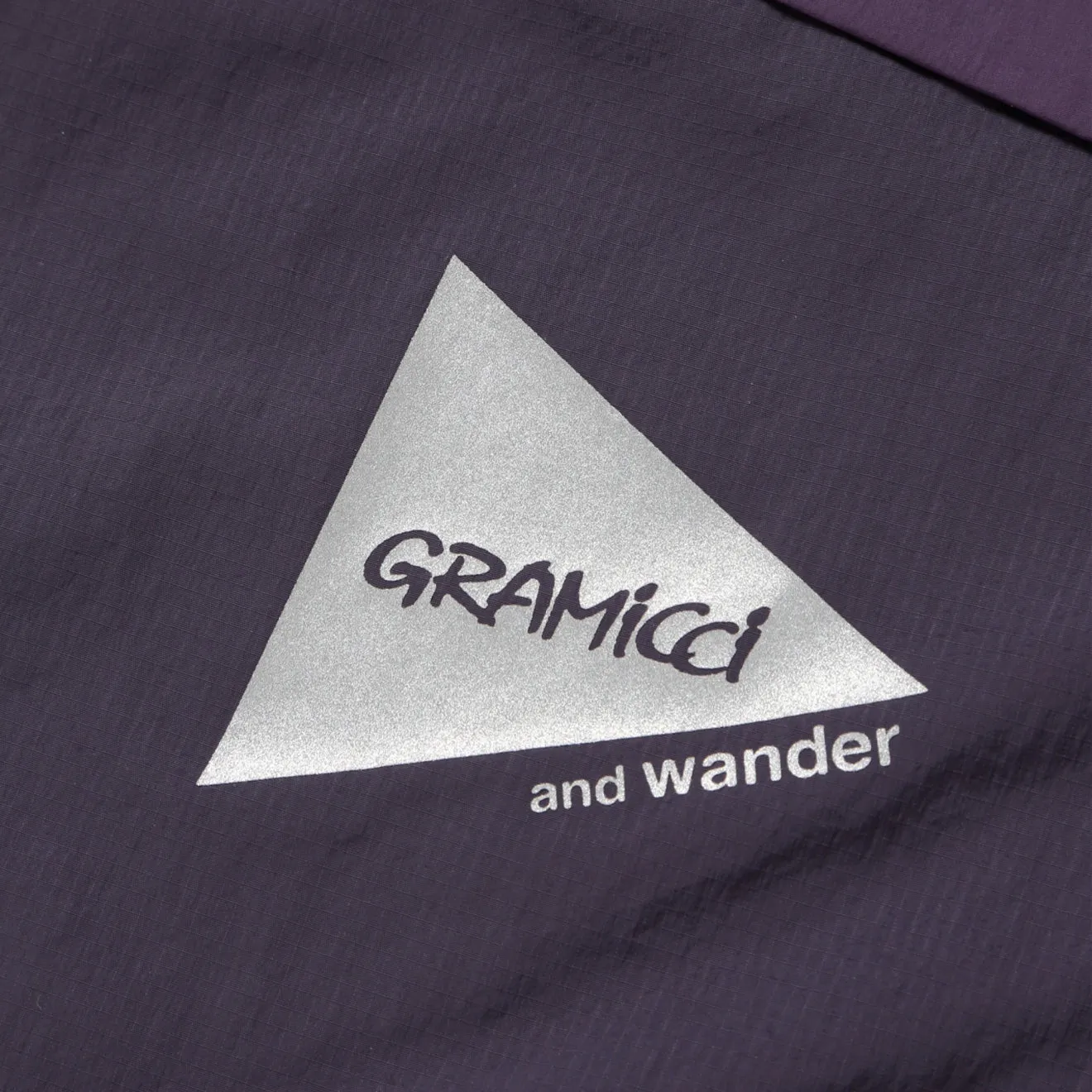 Gramicci x And Wander Damen Patchwork Wind Hoodie Mehrfarbig Lila