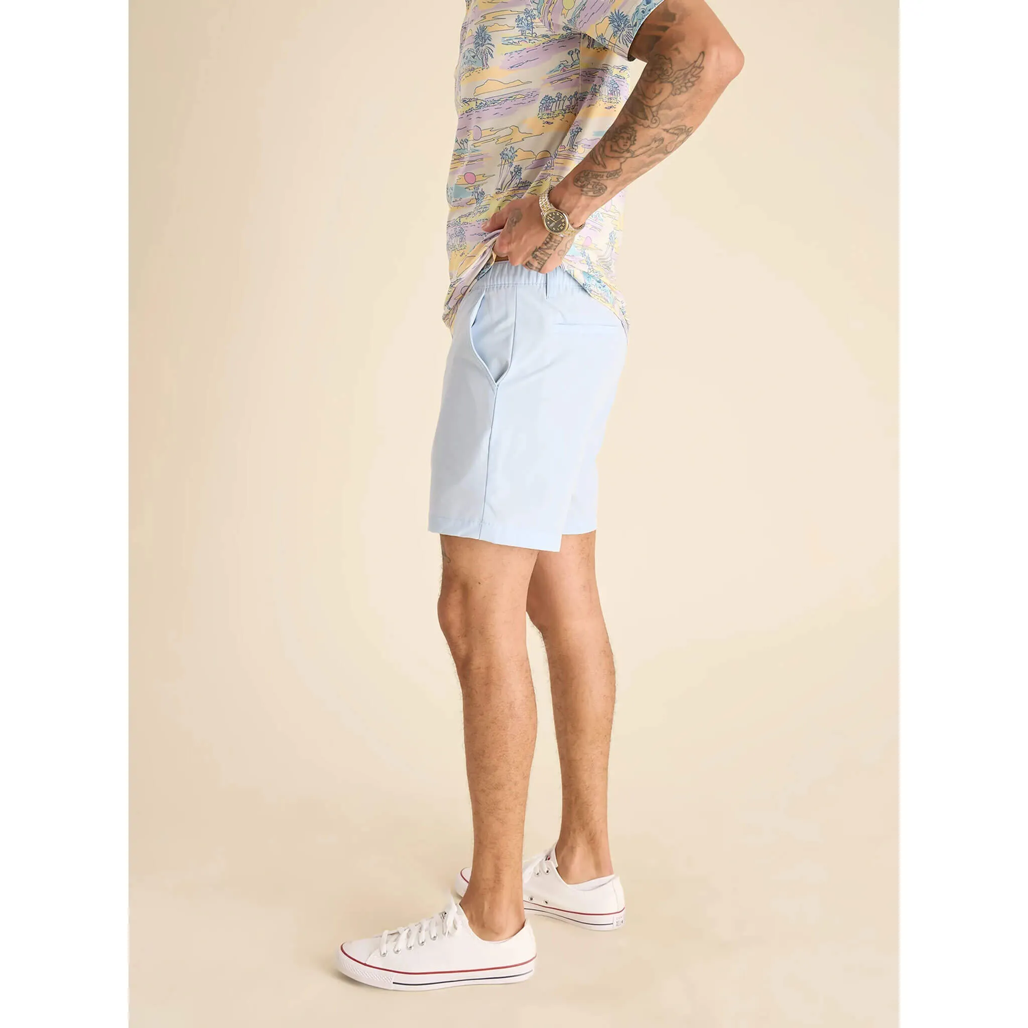 Herren Johnnie-O Chubbies 6-Zoll The Powder Puff Blues Performance Shorts - Hell/Pastellblau