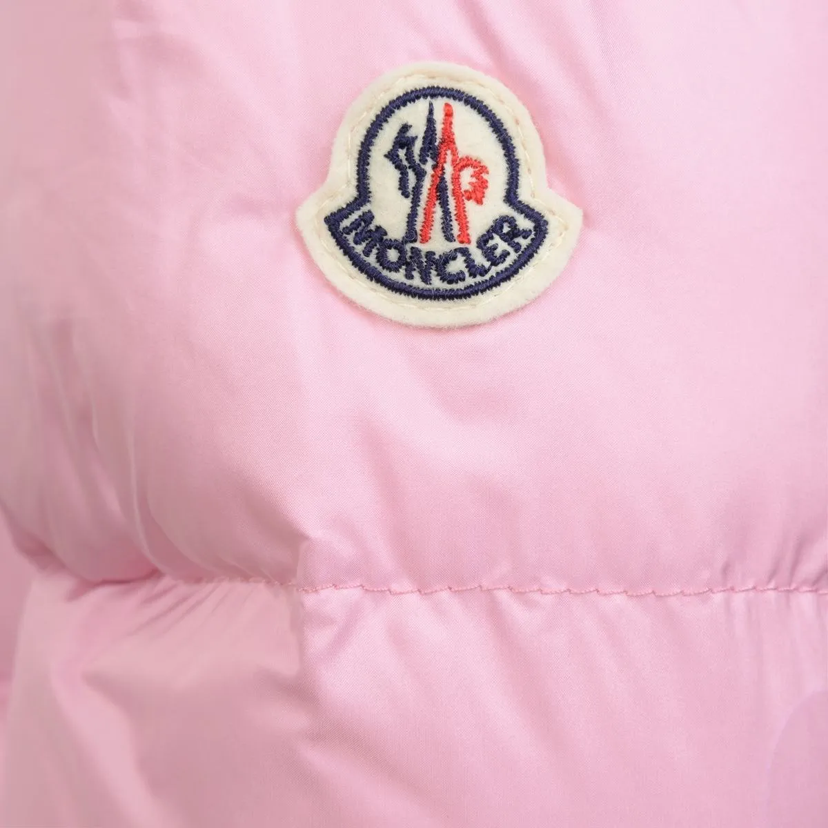Moncler Enfant Daunengefütterter Vegne-Mantel für Baby-Mädchen