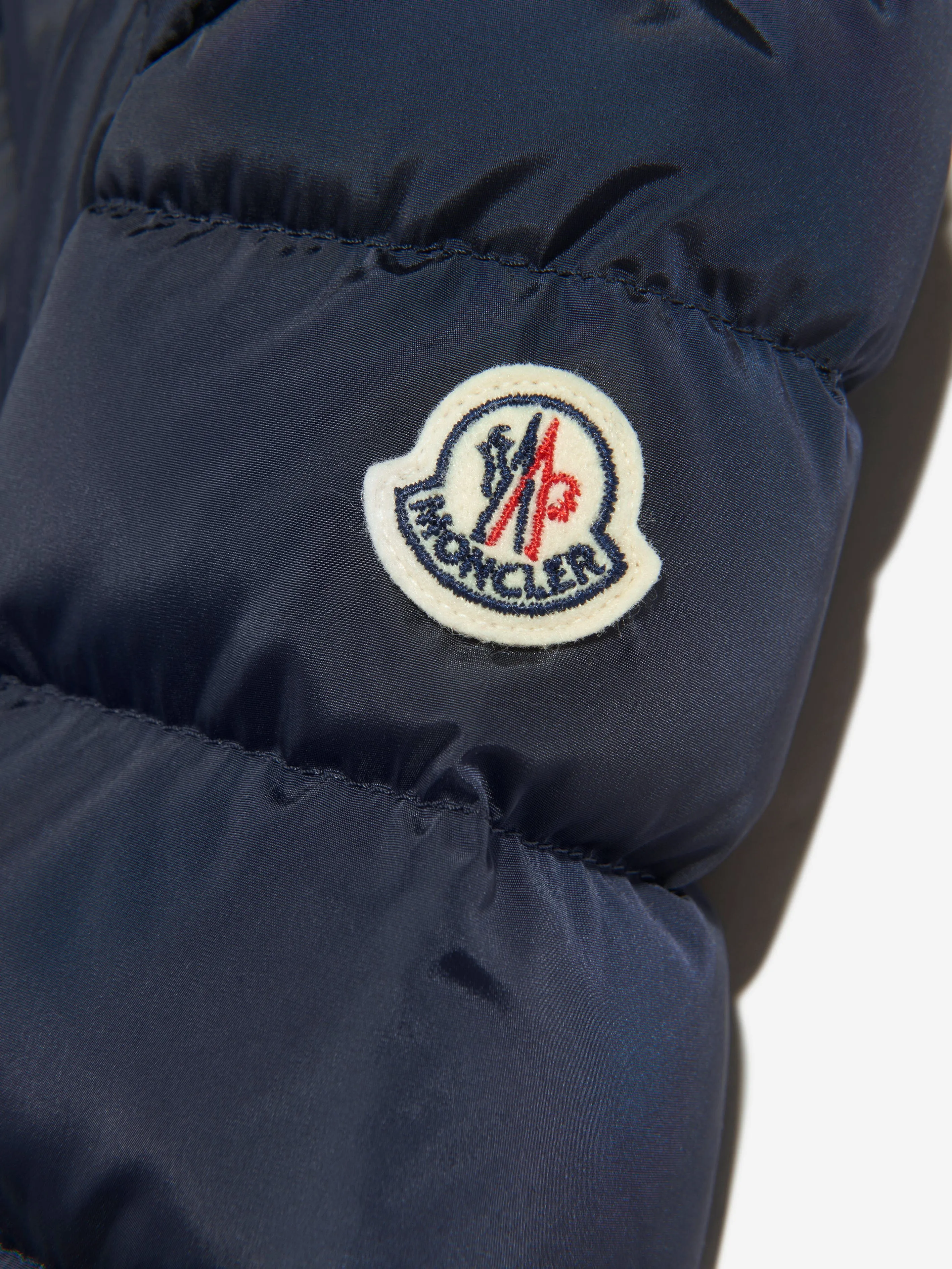 Moncler Enfant Mädchen Daunengefütterter Langer Chappel-Mantel in Marineblau