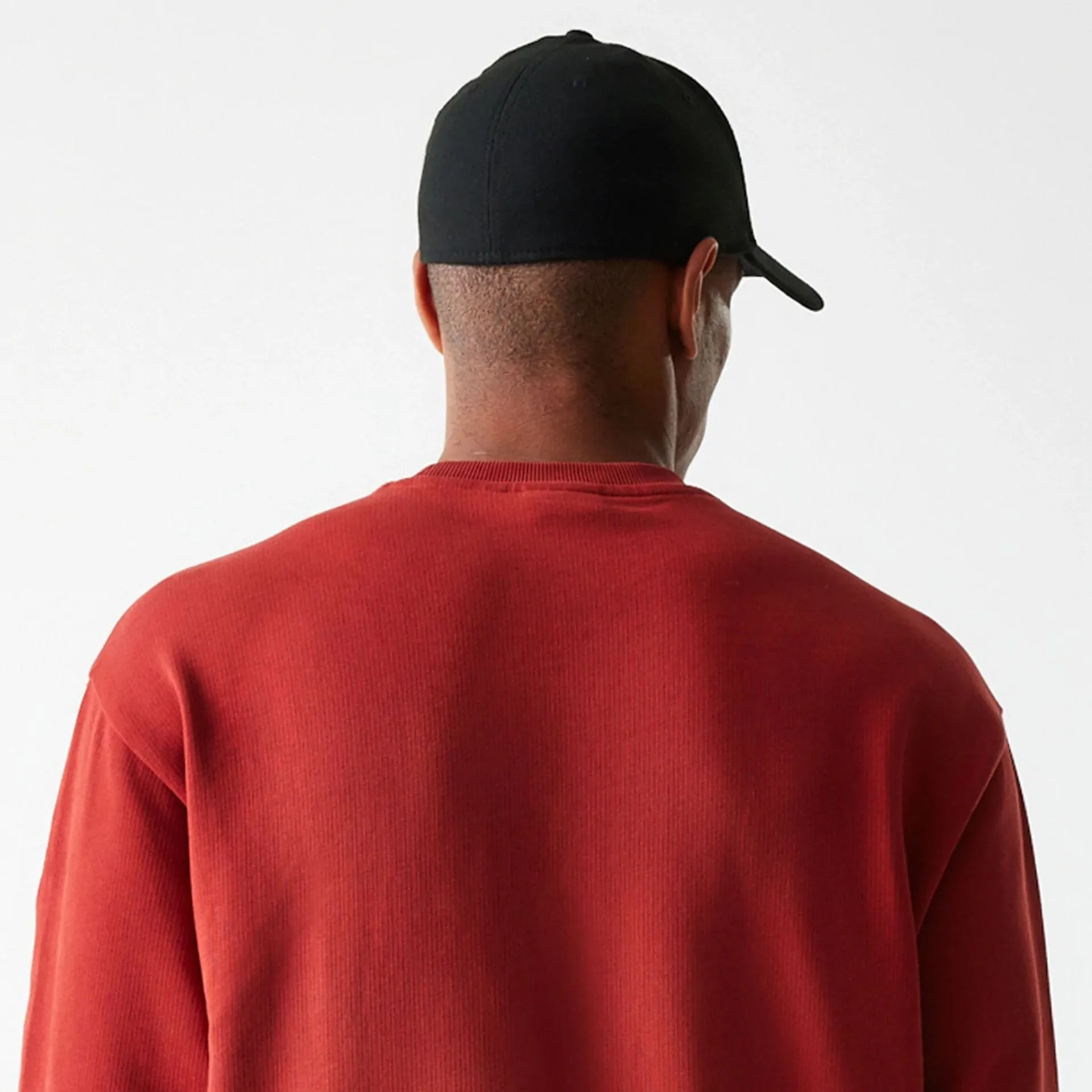 New Era Sweatshirts und Hoodies Chicago Bulls NBA Blumenmuster Rot Übergroßer Crewneck Pullover