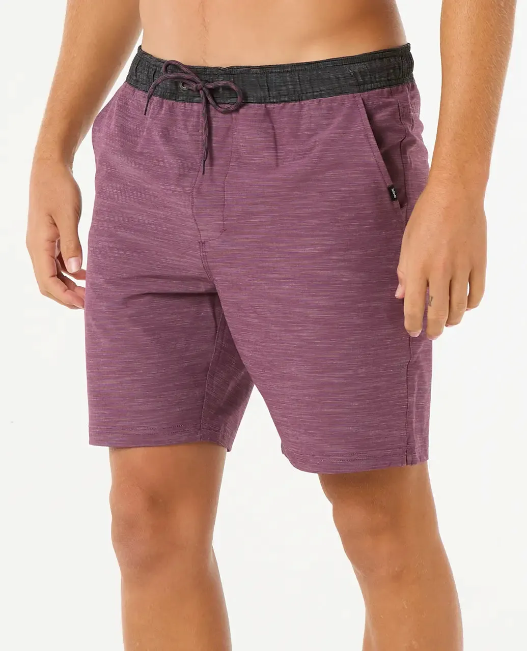 Rip Curl Clothing Boardwalk Jackson Volley Shorts in Tiefem Pflaumen