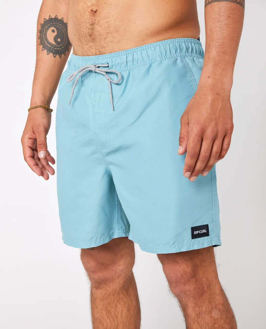 Rip Curl Clothing Easy Living Volley Shorts in Staubigem Blau