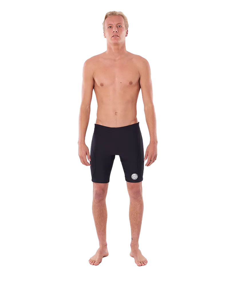 Rip Curl Clothing Thermopro Shorts in Schwarz