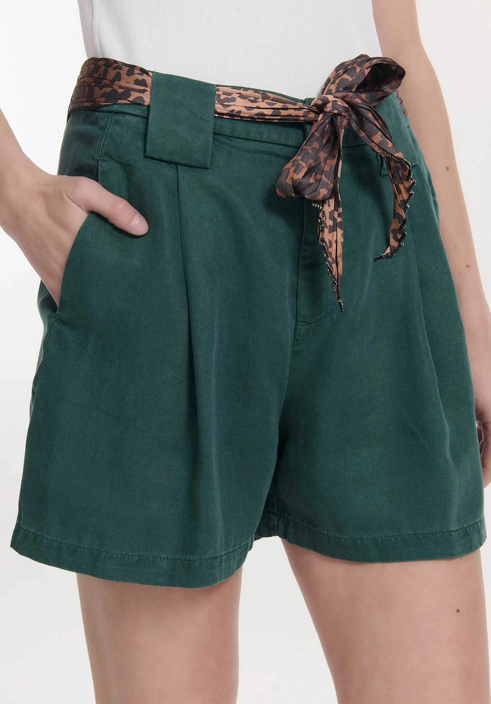 Shorts Po1411-251 Kent Tencel Moos Stoff_Lab-Dip