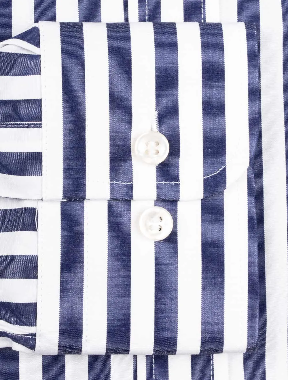Gestreiftes Button-Down-Hemd Blau