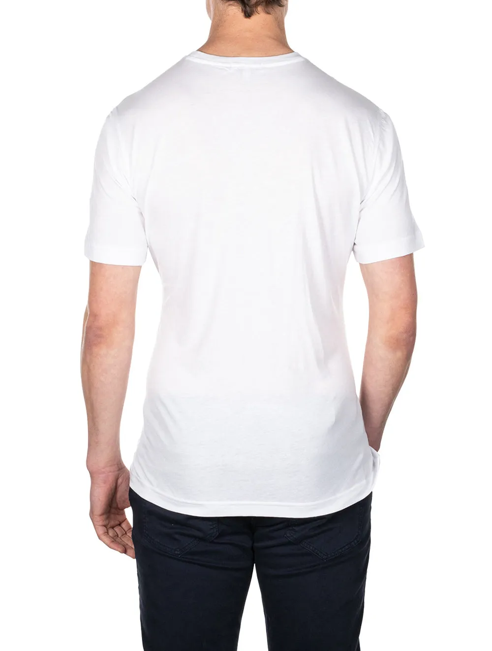 Sommerweiches T-Shirt mit Tasche in Weiß