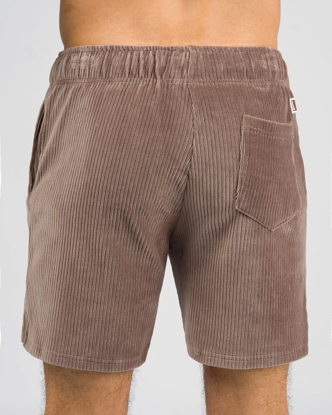 Schicke Kord-Shorts