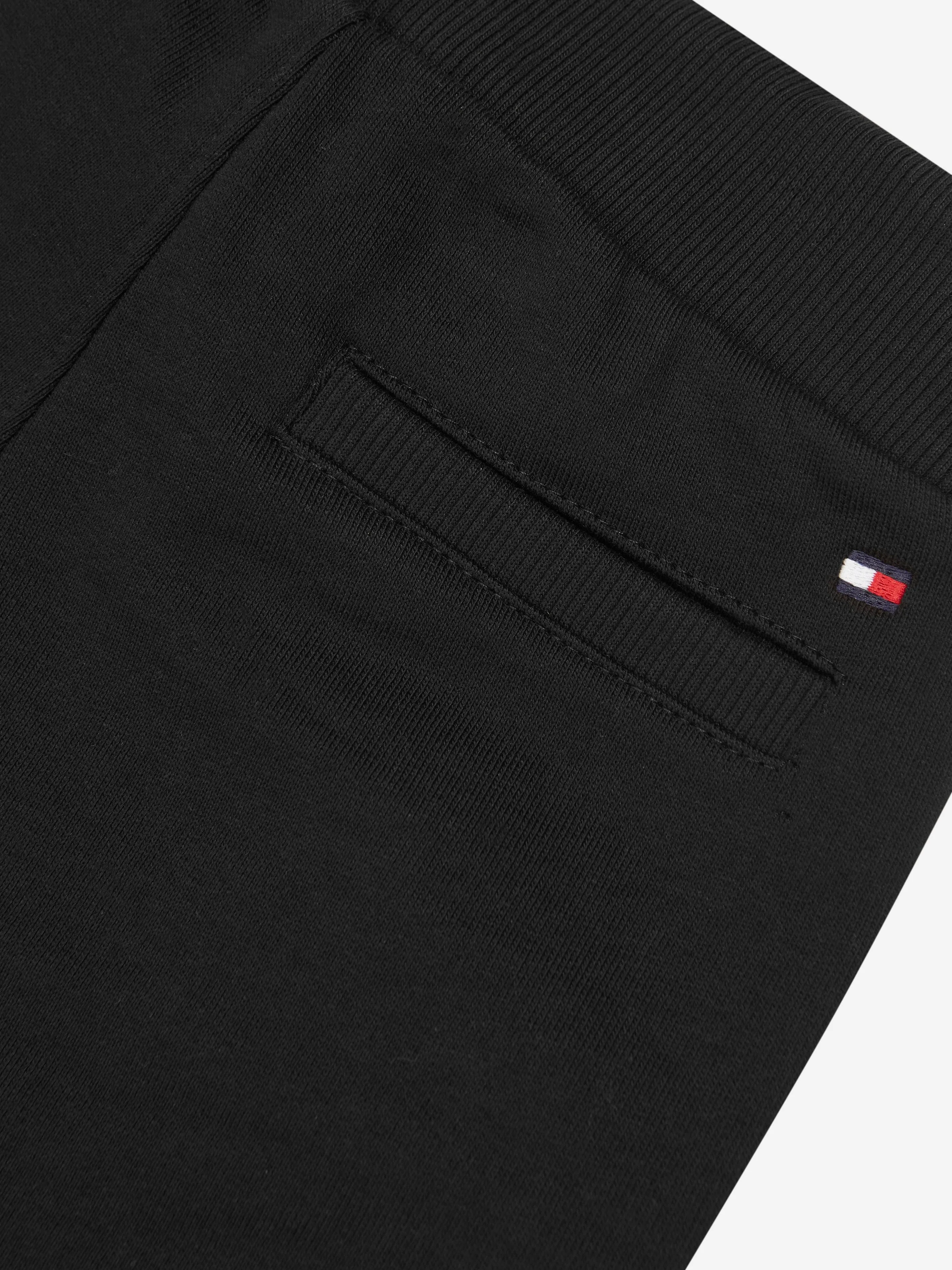 Tommy Hilfiger Jungen Essential Sweatshorts in Schwarz